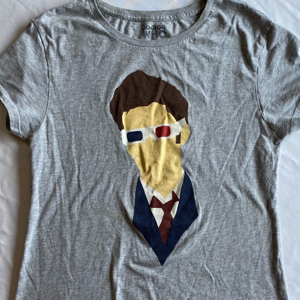 Dr. Who graphic fitted tee size XL